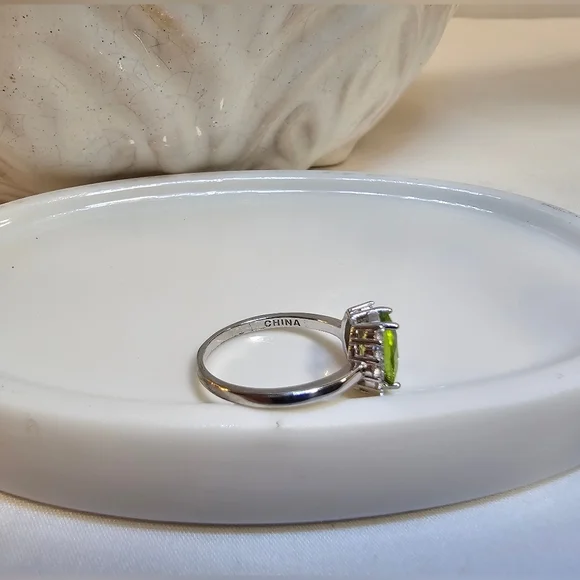 Sterling Silver Peridot Halo Ring | Size 7 | .925 Stamped | August Birthstone - Picture 5 of 5